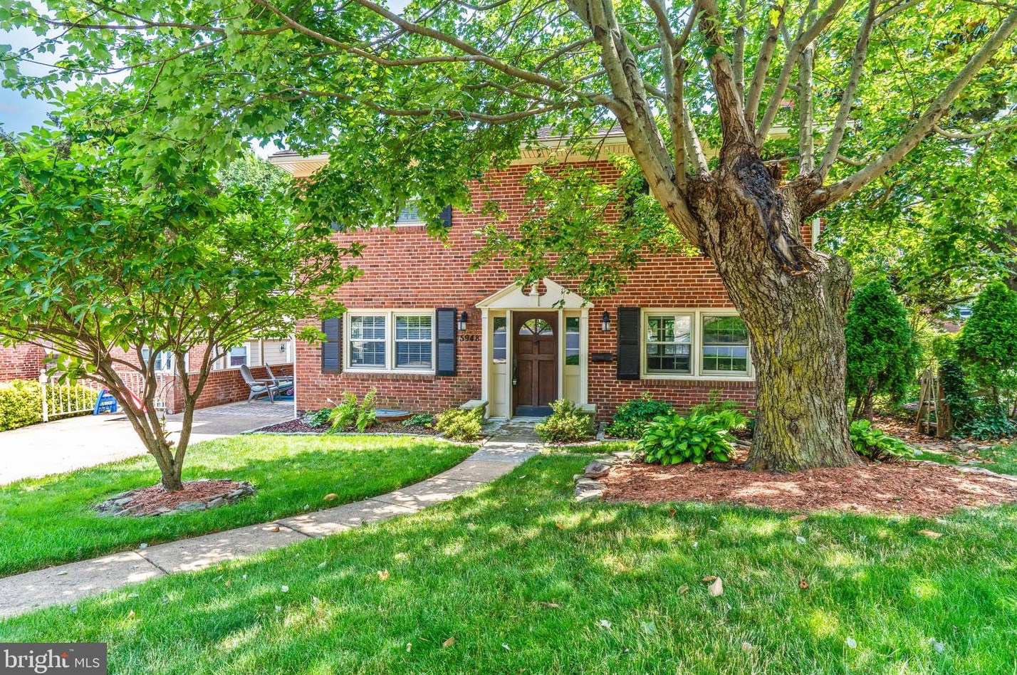 5948 2nd St N, Arlington, VA 22203