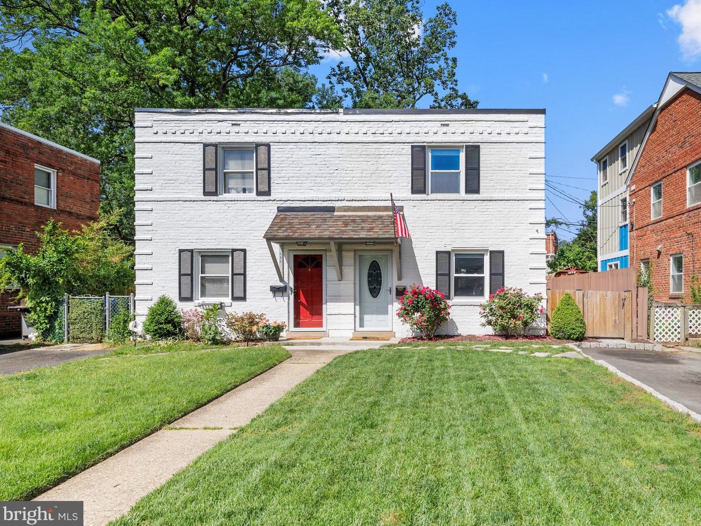 834 Irving St, Arlington, VA 22201-2008
