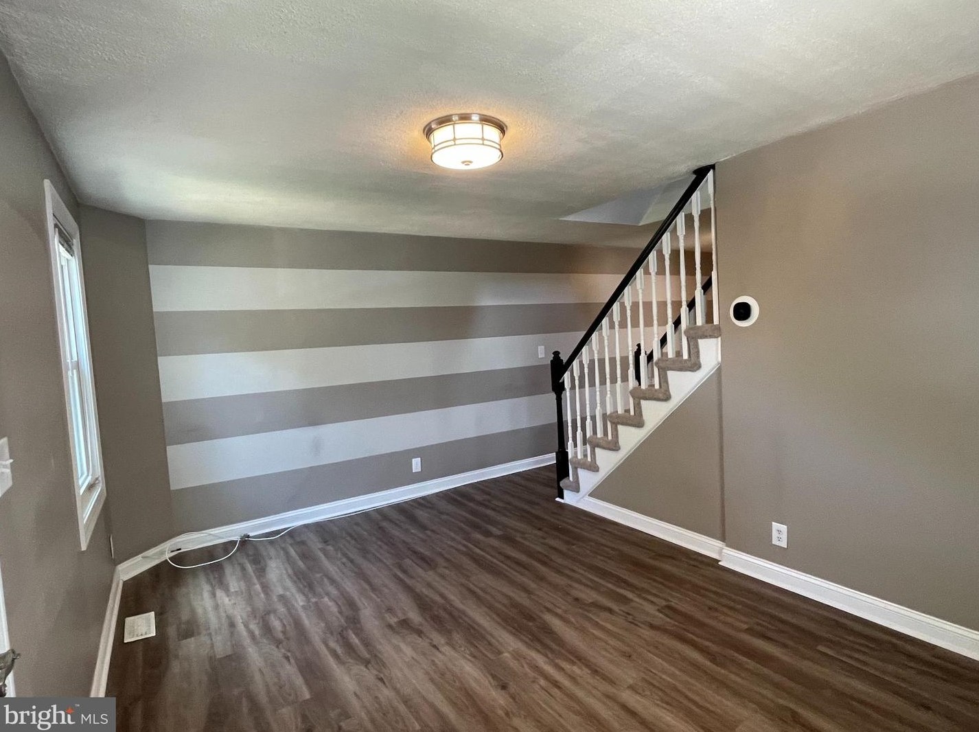 3745 S Four Mile Run Dr, Arlington, VA 22206