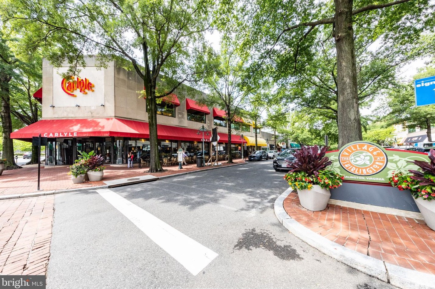 2817 Woodrow St, Arlington VA  22206-3328 exterior