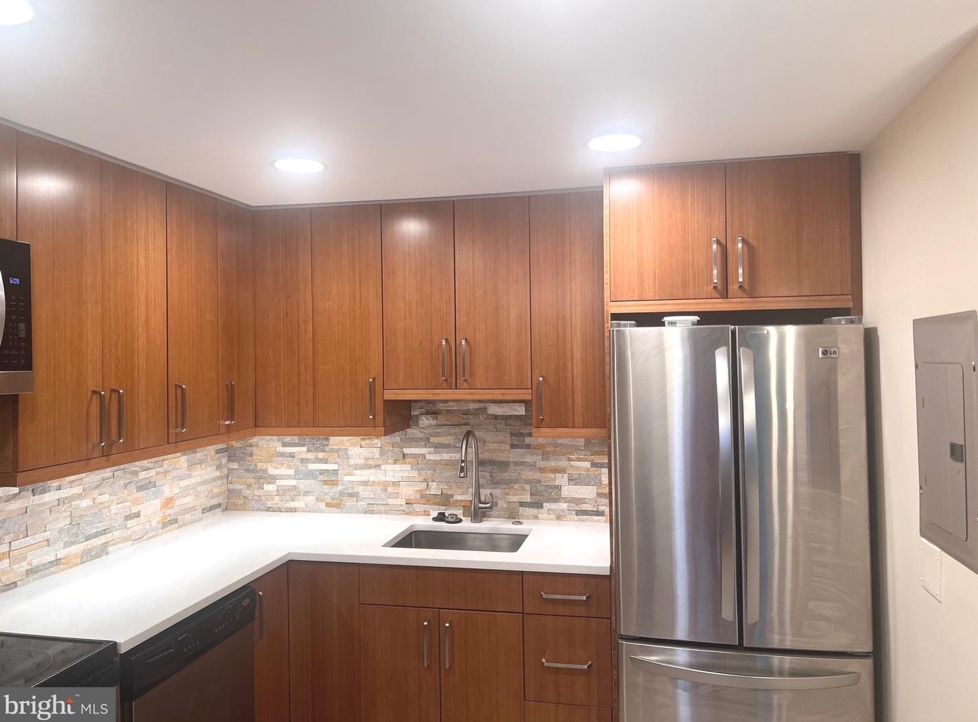 1401 N Rhodes St #404, Arlington, VA 22209