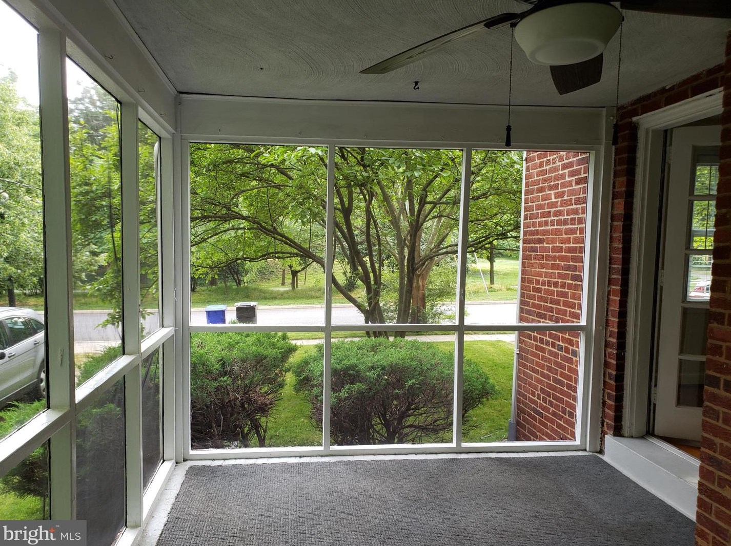 7 Irving St, Arlington VA  22201-1045 exterior