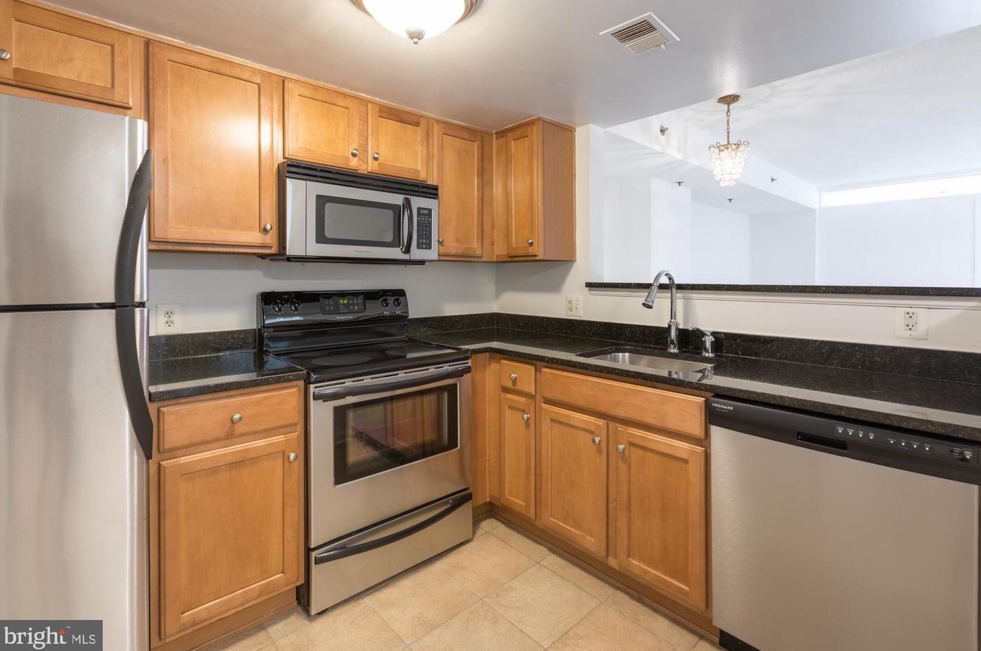 1001 N Vermont St #1003, Arlington, VA 22201