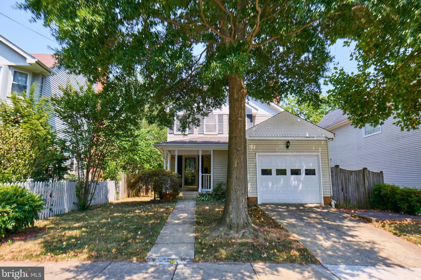 31 Highland St, Arlington VA  22201-1025 exterior