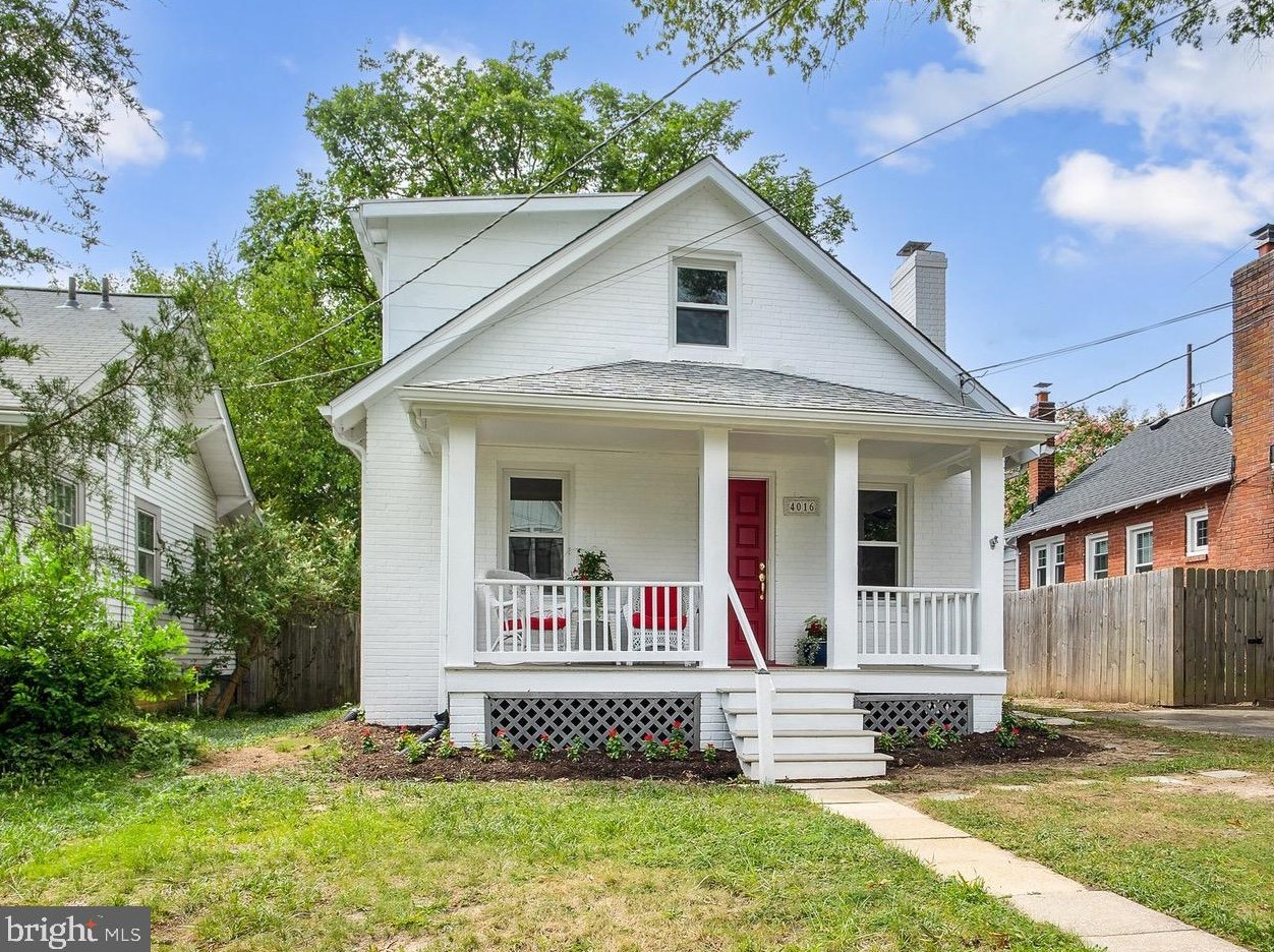 4016 20th St, Arlington, VA 22207-3010