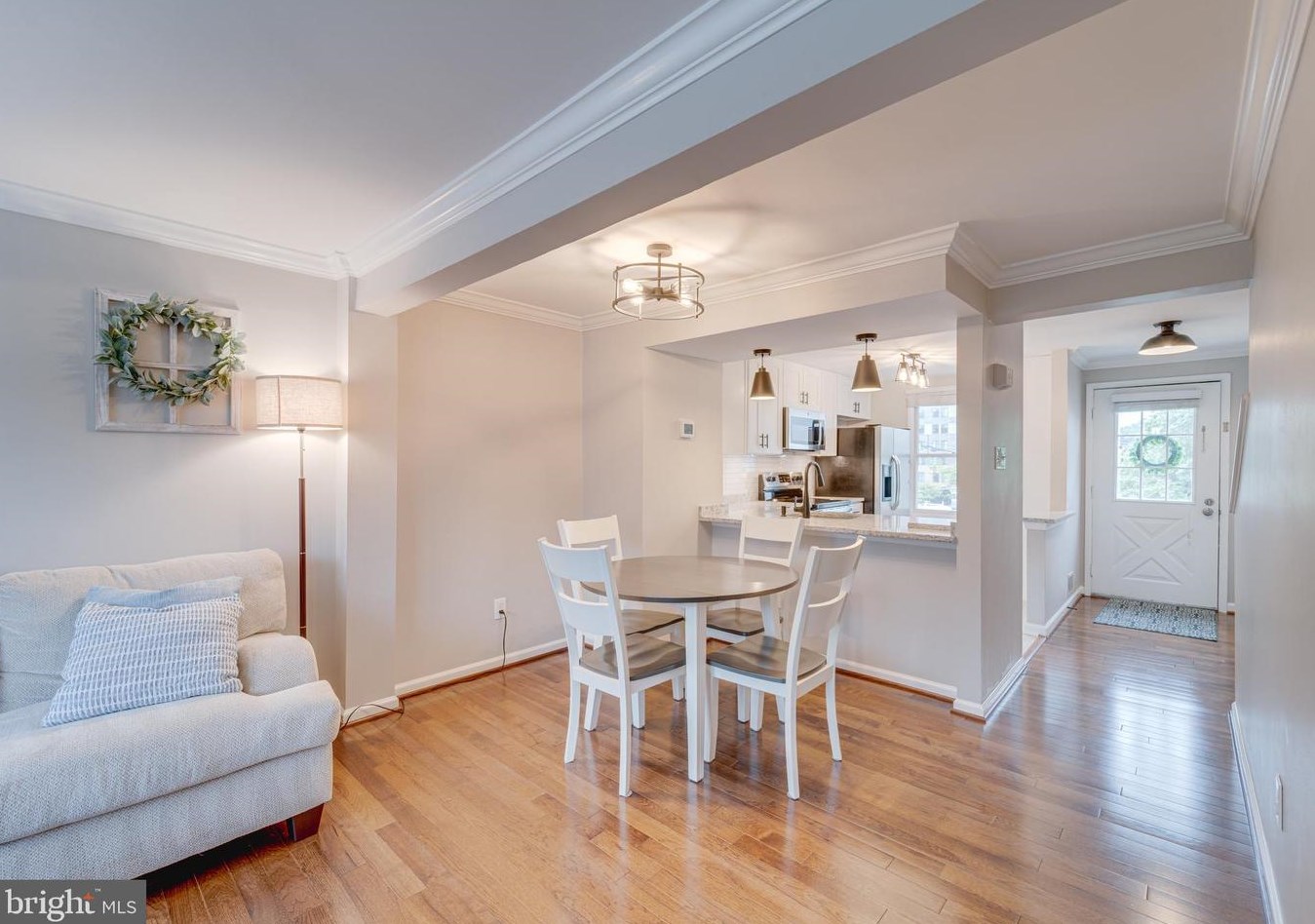 2810 Meade St, Arlington VA  22206-3147 exterior