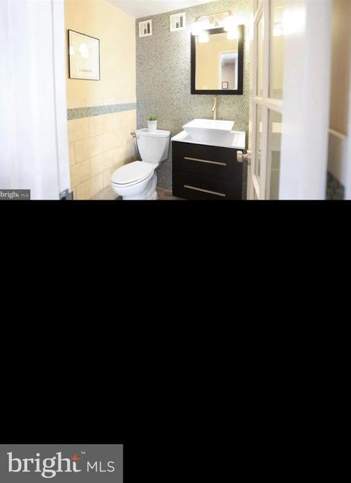 1021 Arlington Blvd Apt 1301, Arlington, VA 22209