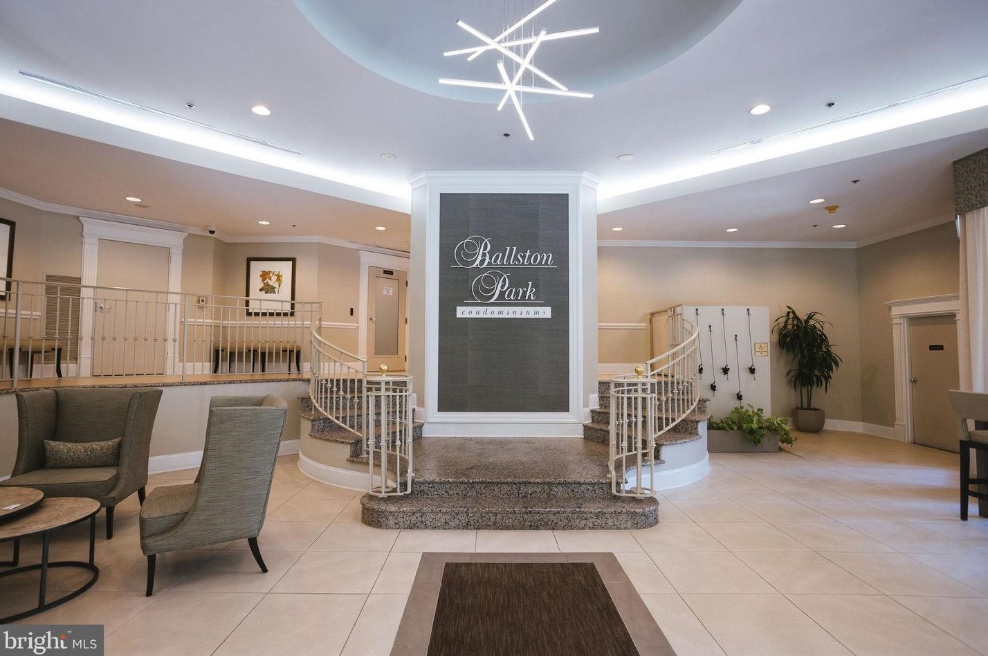 1050 N Stuart St Apt 614, Arlington, VA 22201