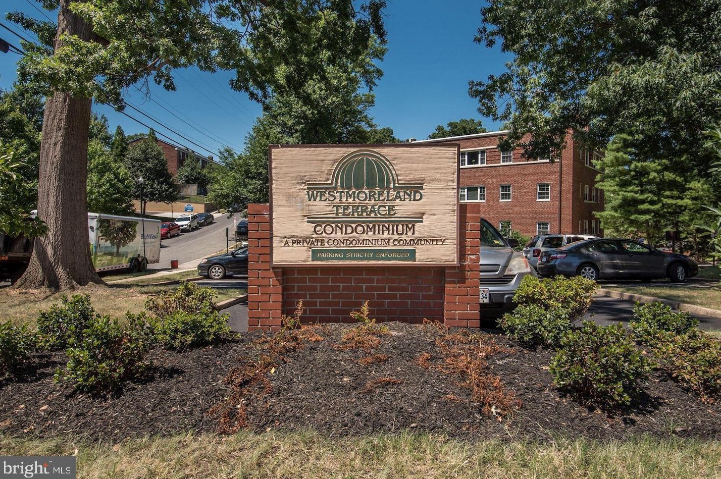 1336 N Ode St #7, Arlington, VA 22209