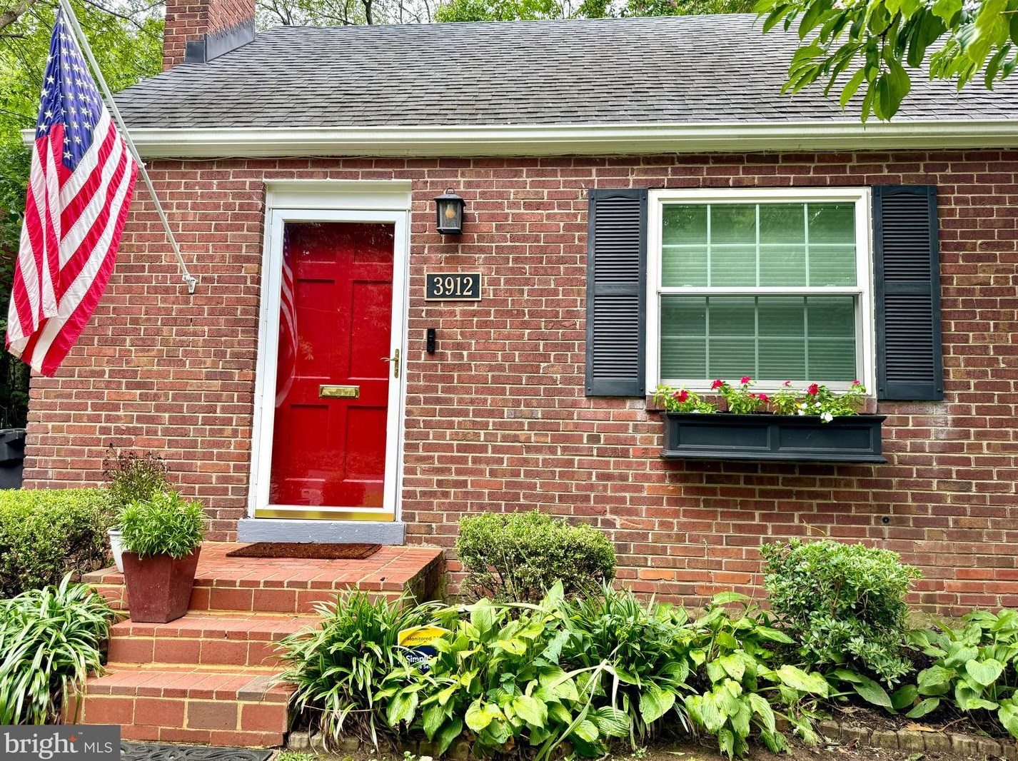 3912 19th St, Arlington VA  22204-5114 exterior