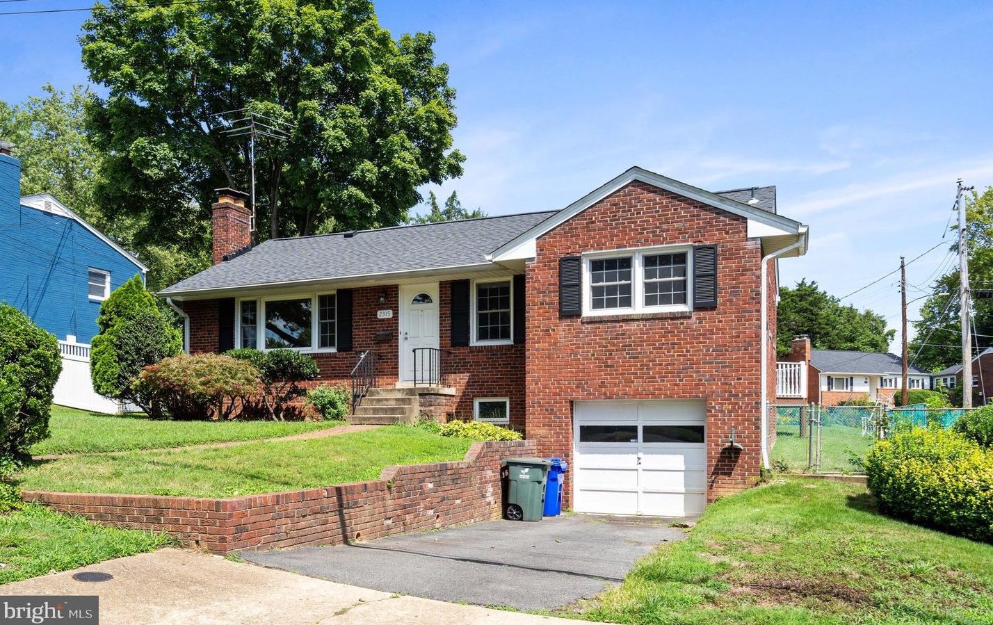 2315 N Roosevelt St, Arlington, VA 22205