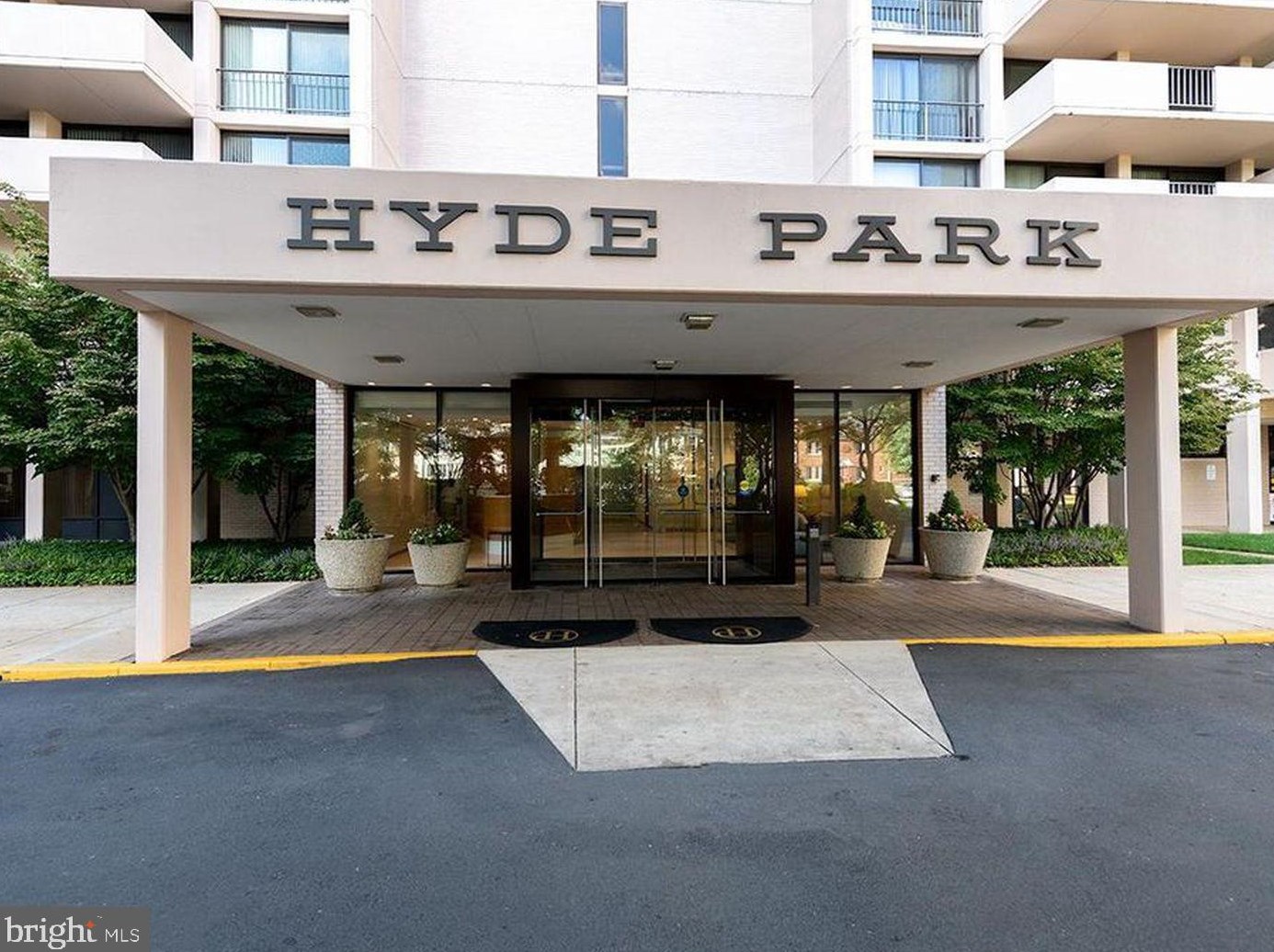 4141 N Henderson Rd #315, Arlington, VA 22203
