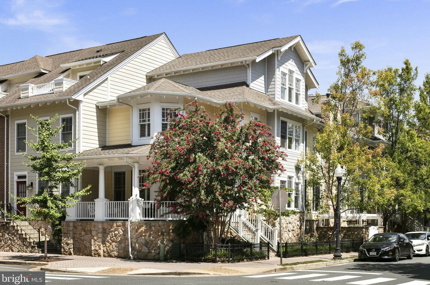 2863 11th St N, Arlington, VA 22201