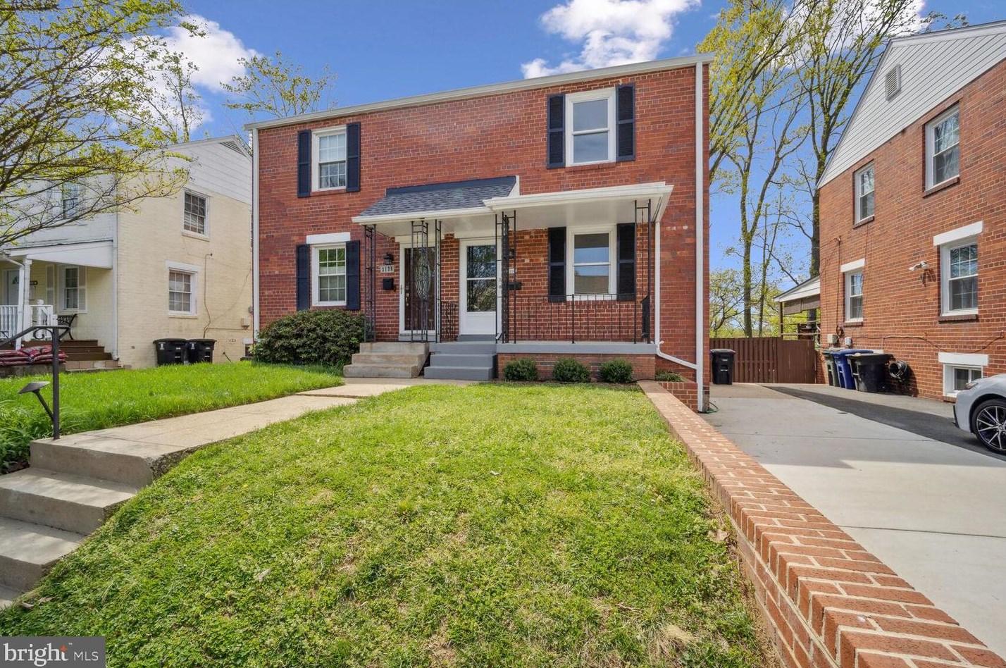 2136 N Pollard St, Arlington, VA 22204
