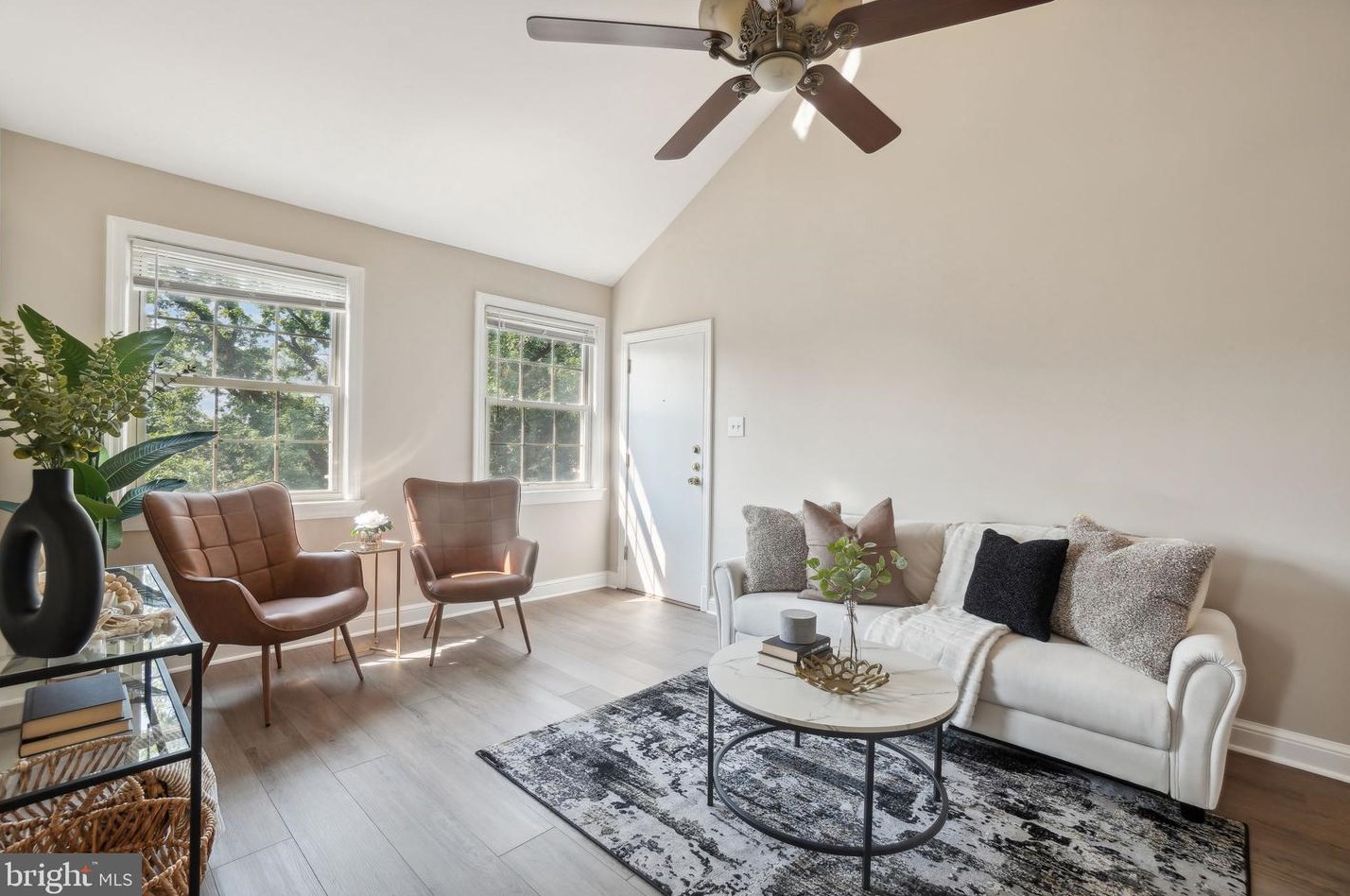 2507 Arlington Blvd #302, Arlington, VA 22201