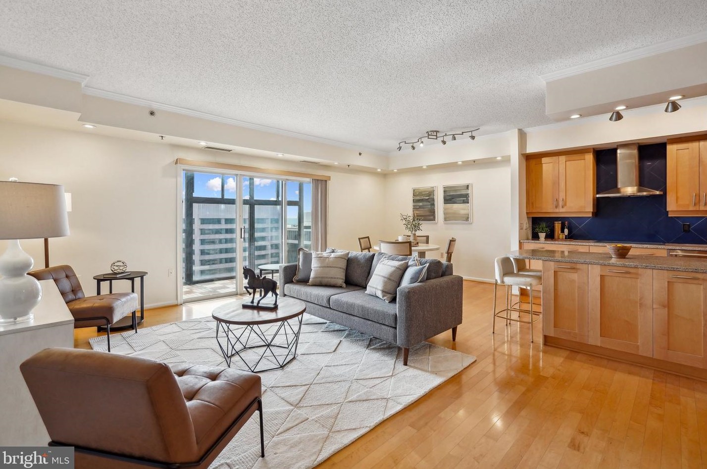 1211 S Eads St #1606, Arlington, VA 22202