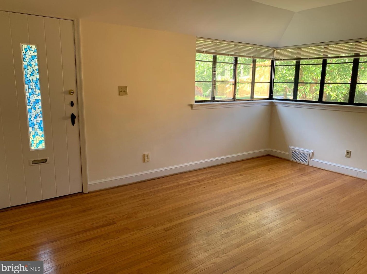 3908 7th St, Arlington VA  22204-1522 exterior