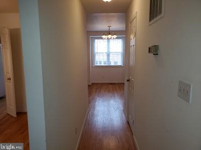 1220 Vernon St, Arlington VA  22201-4832 exterior