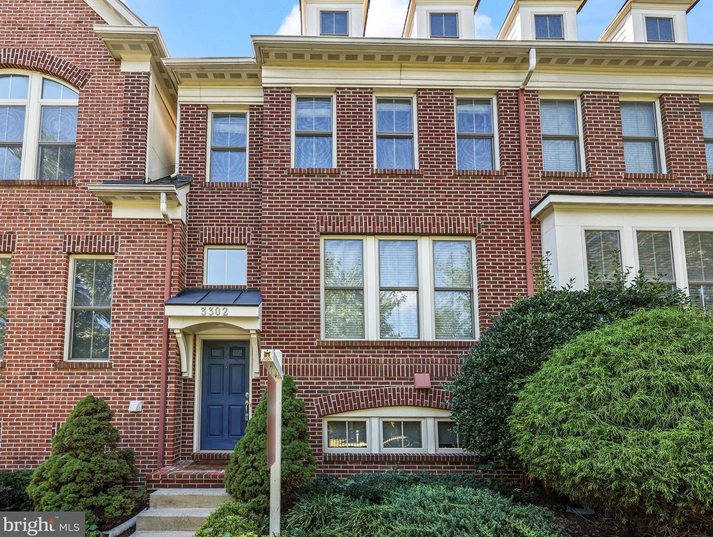 3302 Kemper Rd, Arlington, VA 22206-2364
