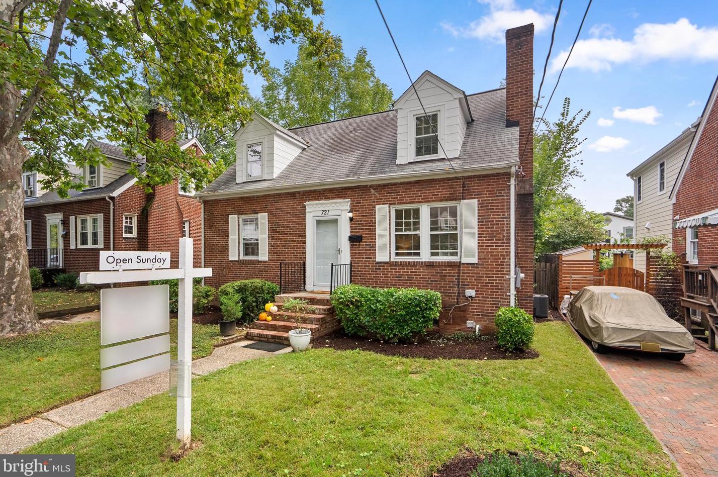 721 Edison St, Arlington, VA 22203-1432