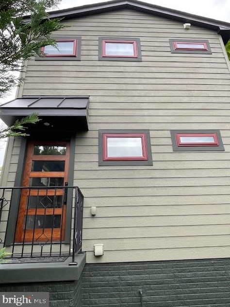 829-B Buchanan St, Arlington, VA 22203-1464