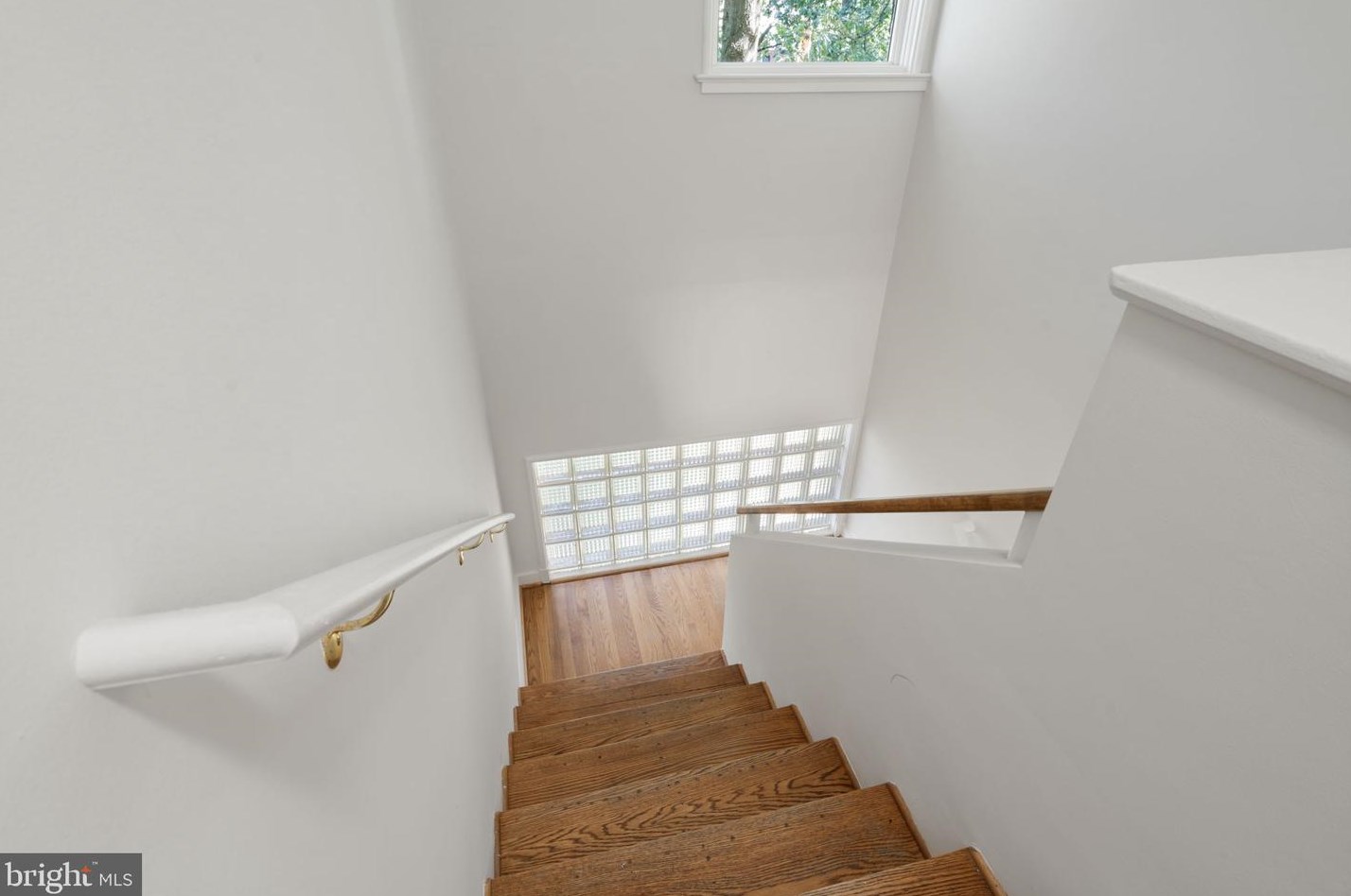 2248 Quebec St, Arlington VA 22207-5213 exterior