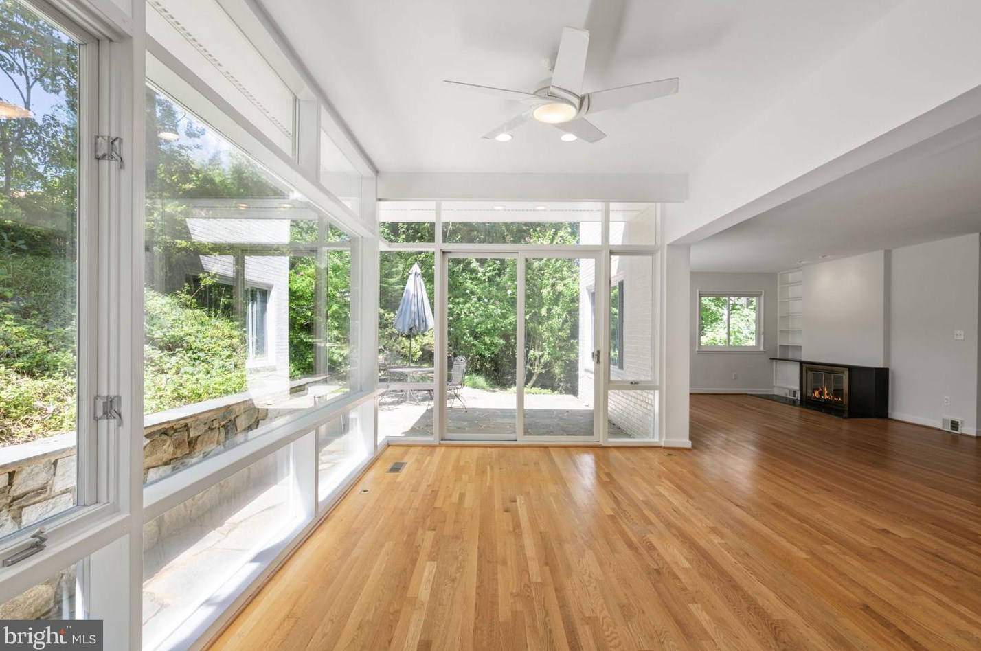 2248 Quebec St, Arlington VA 22207-5213 exterior