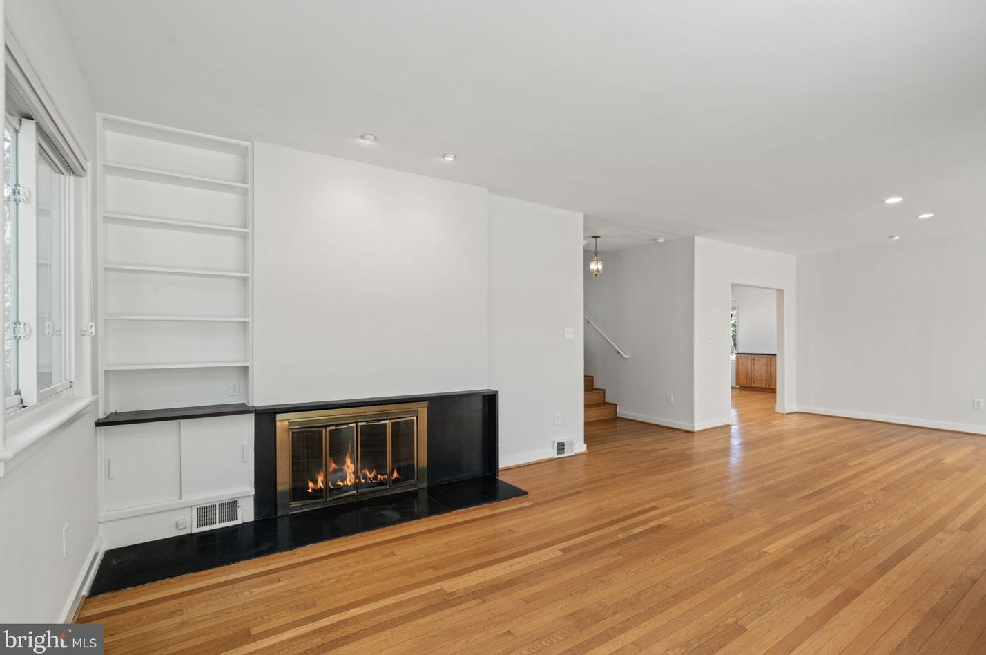 2248 Quebec St, Arlington VA 22207-5213 exterior