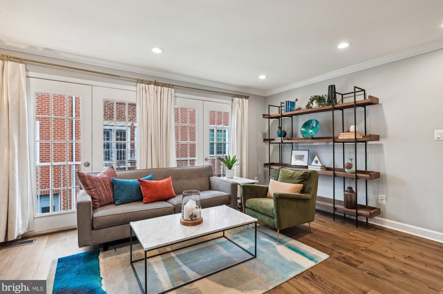 1710 Edgewood St, Arlington, VA 22201-4038