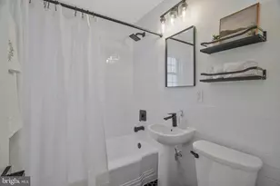 1217 N Kensington St, Arlington, VA 22205 - Photo 16