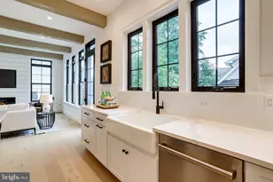 1933 N Van Buren St, Arlington, VA 22205 - Photo 16