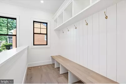 4911 37th Street N, Arlington, VA 22207 - Photo 30