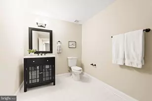 4752 33rd St N, Arlington, VA 22207 - Photo 52