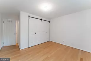 2605 S Walter Reed Dr, Arlington, VA 22206 - Photo 14