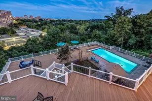 1701 S Arlington Ridge Rd, Arlington, VA 22202 - Photo 8