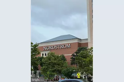 1300 Army Navy Drive #803, Arlington, VA 22202 - Photo 26