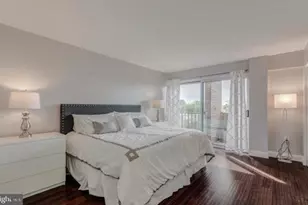 1300 Army Navy Dr, Arlington, VA 22202 - Photo 18