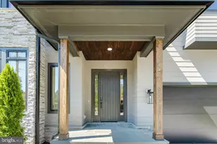 5225 Little Falls Rd, Arlington, VA 22207 - Photo 4