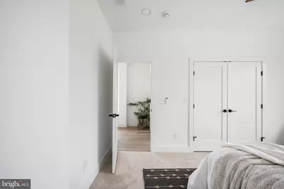 2001 N George Mason Drive, Arlington, VA 22207 - Photo 20