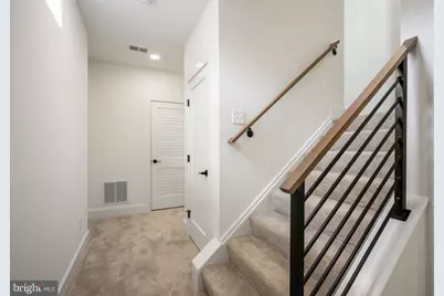 2001 N George Mason Drive, Arlington, VA 22207 - Photo 40