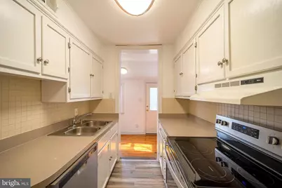 2314 Washington Boulevard, Arlington, VA 22201 - Photo 10