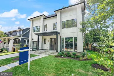 112 N Highland Street, Arlington, VA 22201 - Photo 2