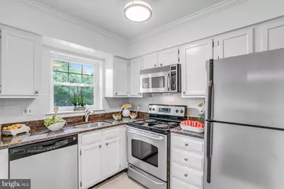 2106 N Scott Street #40, Arlington, VA 22209 - Photo 12