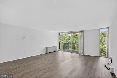 4600 S Four Mile Run Drive #421, Arlington, VA 22204 - Photo 8