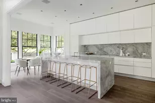 2361 N Edgewood St, Arlington, VA 22207 - Photo 10