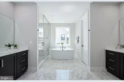 880 N Madison Street, Arlington, VA 22205 - Photo 20