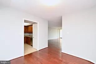 1101 S Arlington Ridge Rd, Arlington, VA 22202 - Photo 18