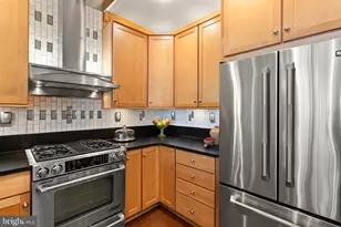 1418 N Rhodes St, Arlington, VA 22209 - Photo 28