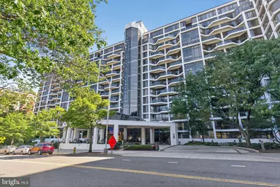 1530 Key Boulevard #1310, Arlington, VA 22209 - Photo 4