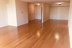 1101 S Arlington Ridge Rd, Arlington, VA 22202 - Photo 10